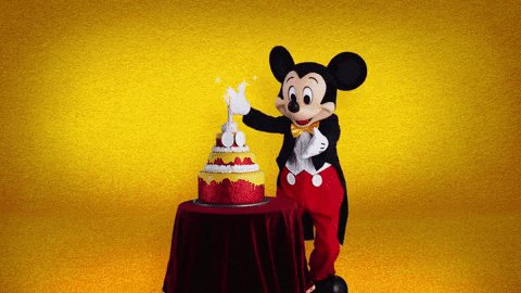 Disneyland Paris Aujourd Hui Nous Fetons L Anniversaire De Celui Avec Qui Tout A Commence Walt Disney T Co Jnrvv4be8e Twitter