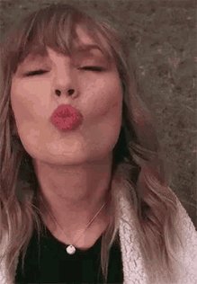 Happy birthday Taylor Swift!    