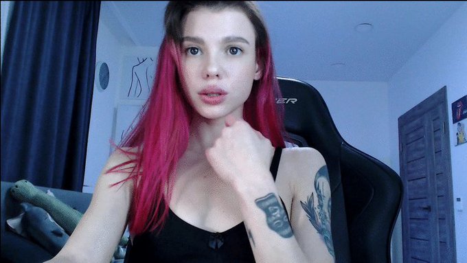 I'm online !WELCOME. https://t.co/aIwY4pIssK ?@MyFreeCams!  
#mfc #webcam #anibutler #onmfc https://t