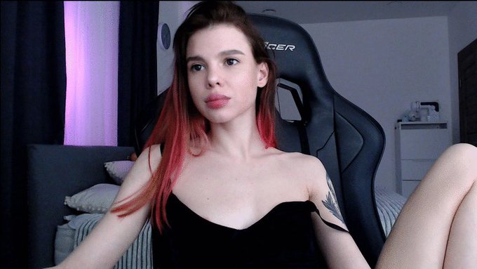 I'm online !WELCOME. https://t.co/aIwY4pIssK ?@MyFreeCams!  
#mfc #webcam #anibutler #onmfc https://t