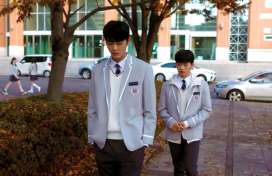 momo yaoyorozu (@yaoyorozu_u) | Twitter