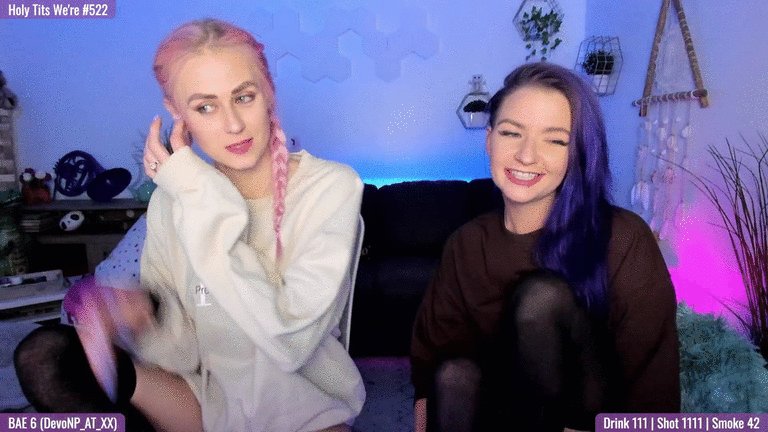 Natalia Rae on Twitter: "Get those cute lil booootys in here! 522