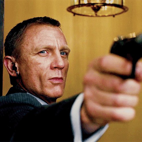 Happy Birthday  Daniel Craig 