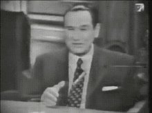 Perón Haciendo La V Juan Domingo Peron GIF