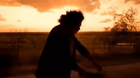 Happy Birthday to the original Leatherface, Gunnar Hansen, who would\ve turned 75 today. 