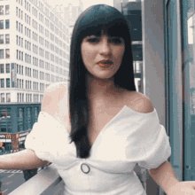 HAPPY BDAY MAITE PERRONI
Ela de franjinha 