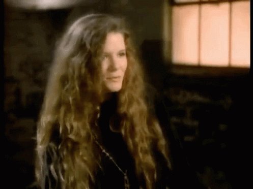 Happy Birthday to Edie Brickell born on this day in 1966 