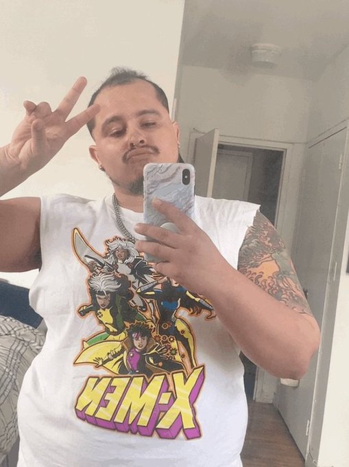 For all my @Growlr users and fans, I&rsquo;m live streaming today for the first time ever! Log on, tune in<a class="tags" target="_blank" title="On Twitter" href="/?out=eyJ0eXAiOiJKV1QiLCJhbGciOiJIUzUxMiJ9.eyJpYXQiOjE3MjA4NzgxODcsImlzcyI6InR3cG9ybnN0YXJzLmNvbSIsIm5iZiI6MTcyMDg3ODE4NywiZXhwIjoxNzUyNDE0MTg3LCJyZWRpcmVjdF91cmwiOiJodHRwczovL3R3aXR0ZXIuY29tL0dyb3dsciJ9.In4SRKwkVu_SpaS-HFX63qioROzNRXJHDpZHSnKB7QFDcIdbNATeLPLRijFWXzt2LTc2z8lqV8FmC-okY06-pw">@Growlr</a>