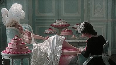 En el gif se ve a María Ant...