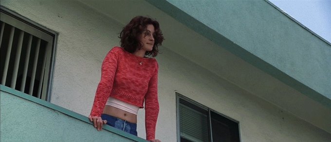 Julia Roberts. You know. Just breathing. Looking hot.  From The Mexican (2001)  #belly #juliaroberts<a href="/tag/belly"class="tags"><span>#belly</span></a><a href="/tag/juliaroberts"class="tags"><span>#juliaroberts</span></a>