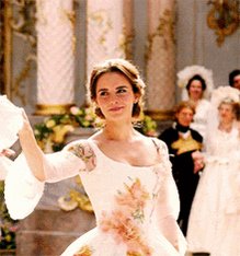 Happy birthday to the queen emma watson <333 