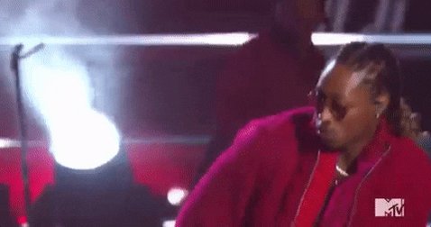 That pussy got power ?? https://t.co/XrM1BpiS08