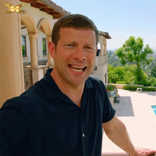 Happy 49th Birthday Dermot O Leary

Have a lovely day. 