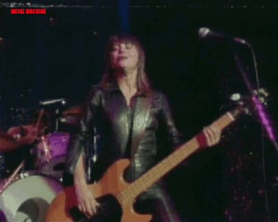 We want to wish a Happy 72 birthday to the amazing Suzi Quatro!     