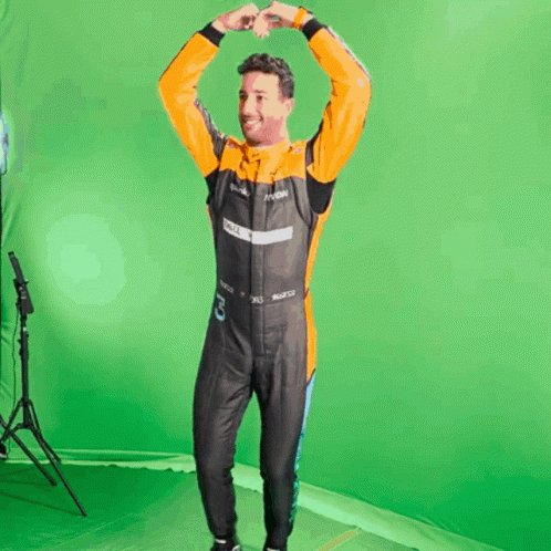 Happy birthday to our favorite Aussie, Daniel Ricciardo! 