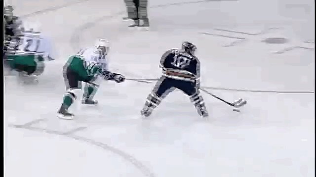 Happy Birthday Steve Staios
Steve scored the only playoff goal of his career game 3 of the 2006 west final. 