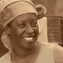 African Moms En GIF