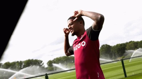 Bailey Leon Bailey GIF