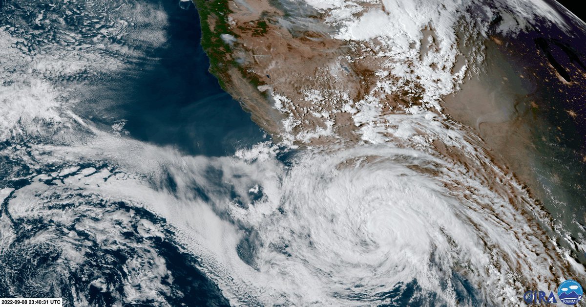 Teri on Twitter "RT Weather_West One of the most striking satellite images of California