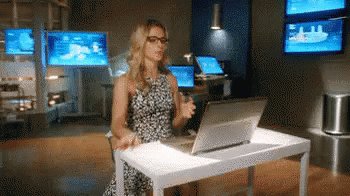 Mulher Digitando GIF