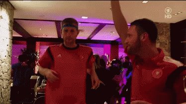 Mustafi Arsenal GIF