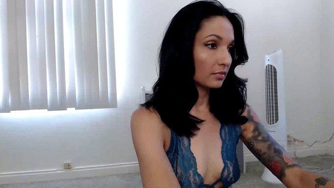 I&#039;m online!  @MyFreeCams! #onmfc https://t.co/7yLCQX8kqQ 💚 https://t.co/1F6J5FN6Mc<a class="tags" href="/tag/myfreecams">&#64;myfreecams</a><a href="/tag/onmfc"class="tags">&#35;onmfc</a>