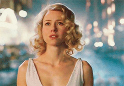 Happy birthday to Naomi Watts!! Hope to see her getting an Oscar someday 
