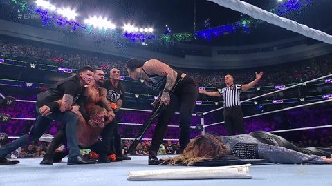 Wrestle Ops on Twitter: "I loved this finish 🔥🔥🔥 #ExtremeRules https