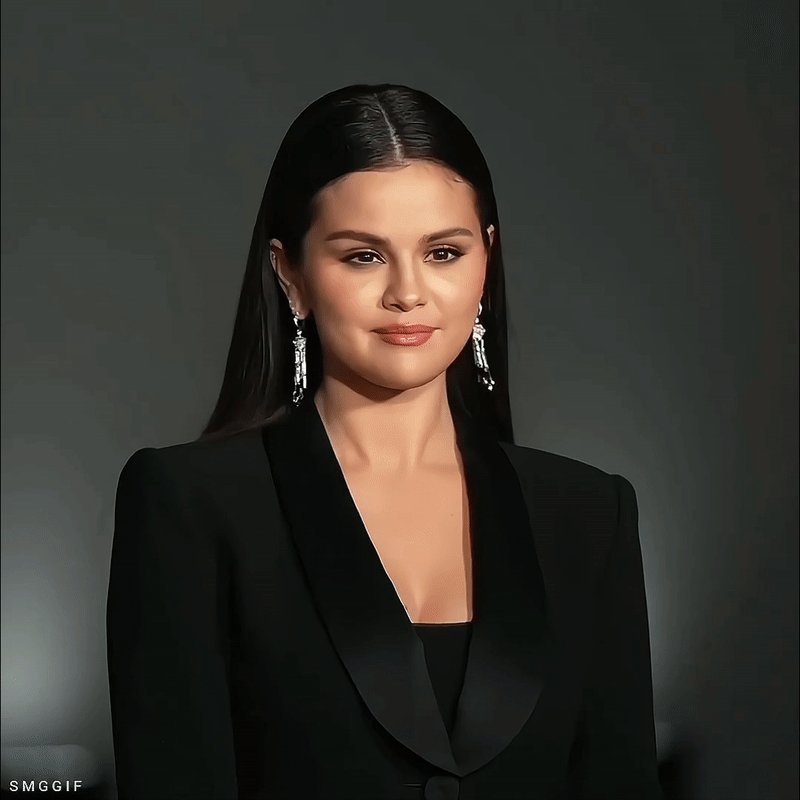 AXEL on Twitter: "RT @SMGGIF: Selena Gomez - Academy Museum Gala (2022)"