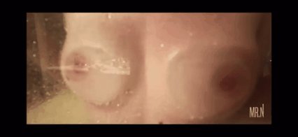 Nothing like a nice shower before some hot sex 😏🔥 https://t.co/K47YnbGnvj