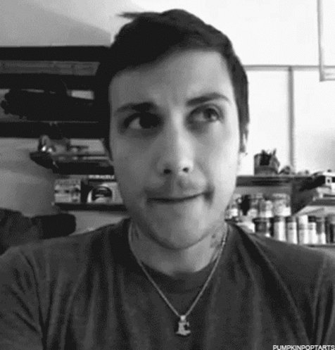 FRANK IERO BIRTHDAY HAPPY IEROWEEN 