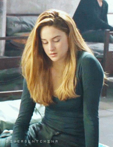 Happy birthday Shailene Woodley 