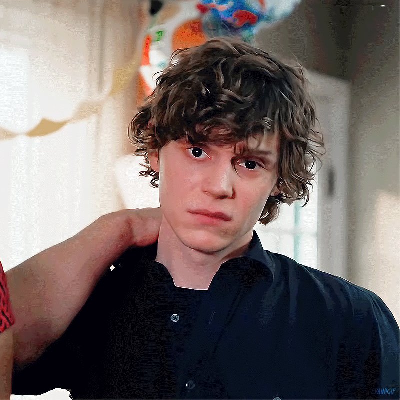 evan peters gifs (@evanpgif) / X