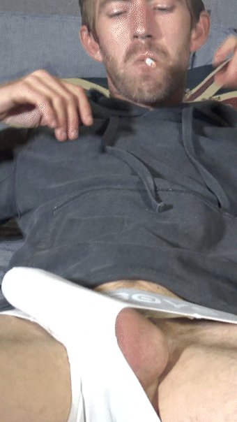 Peekaboo🥒👀 https://t.co/mzn1mSVdXa<a href="/tag/onlyfans"class="tags"><span>#onlyfans</span></a>