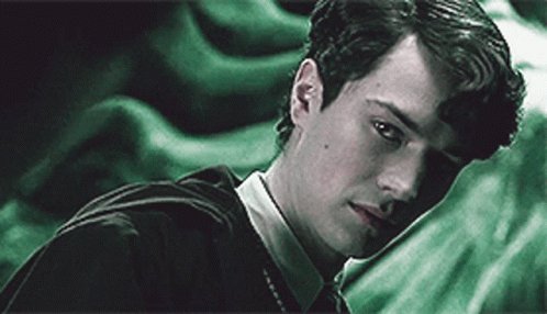 Tom Riddle GIF