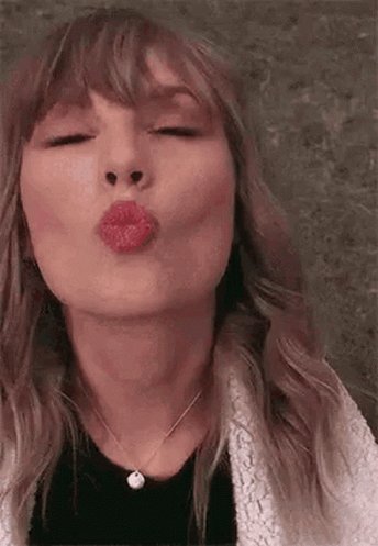 Taylor Swift wishes you a very happy birthday  