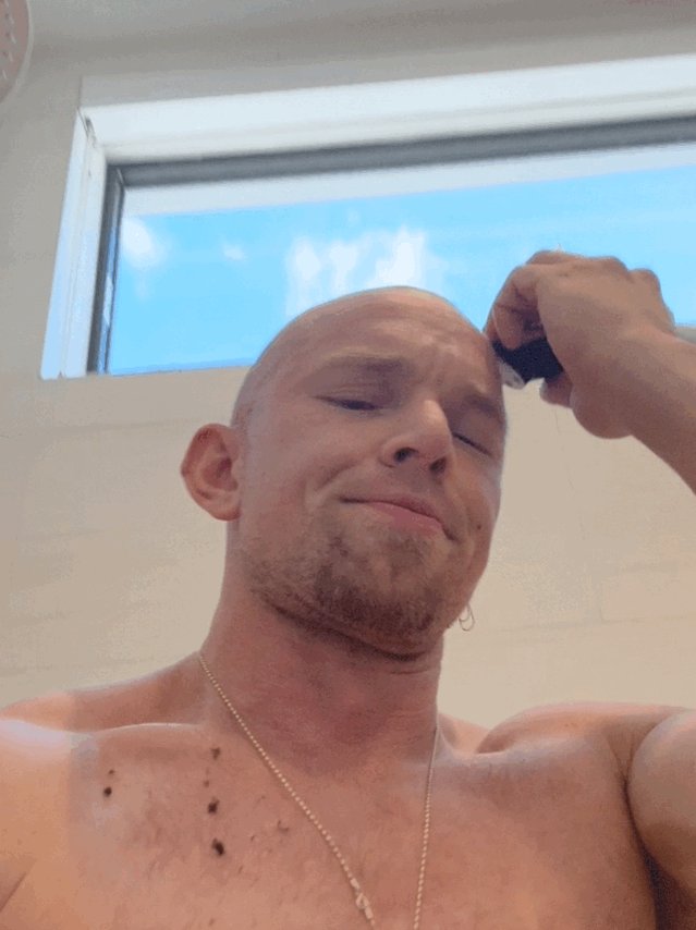 I got the best barber https://t.co/k8y6r7aFui