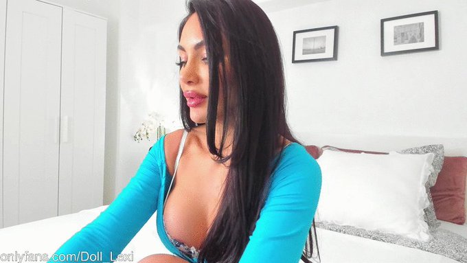 Heyy 😍! I'm online and feeling really playful @MyFreeCams! #onmfc https://t.co/btYCQ7WLe9 💚 https://t<a href="/tag/onmfc"class="tags"><span>#onmfc</span></a>