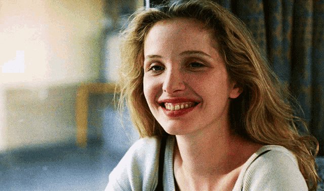 Happy birthday to the woman singularly responsible for my queer awakening, Julie Delpy 