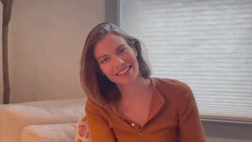 Happy birthday to the loml lauren cohan. come home the kids miss you! 