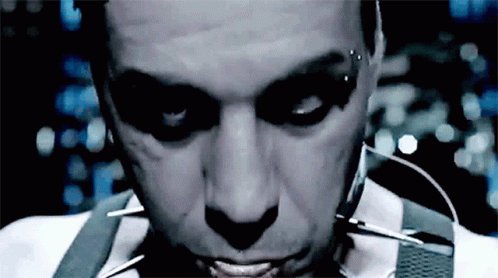 Happy Birthday, to the one and only, Till Lindemann.

 