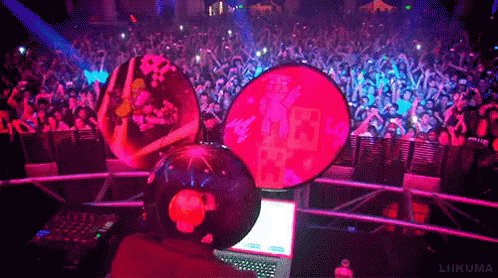 Happy Birthday to the fucking GOAT...or should I say the fucking MAU5   