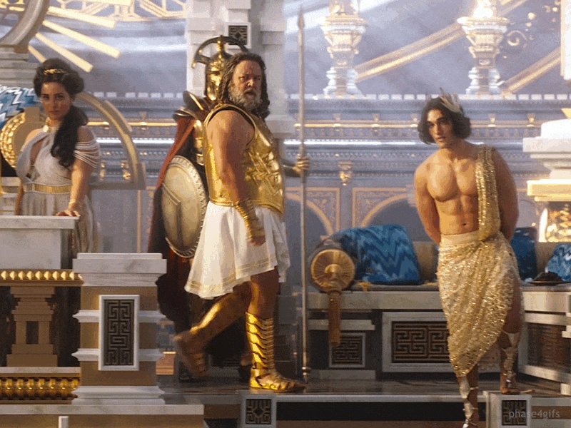 Happy birthday to Russell Crowe!  