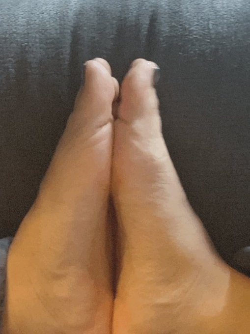 Toooooeeesssss https://t.co/ajK2IZtTDH<a href="/tag/head"class="tags"><span>#head</span></a><a href="/tag/undercovers"class="tags"><span>#undercovers</span></a><a href="/tag/ofgirls"class="tags"><span>#ofgirls</span></a><a href="/tag/onlyfans_girl"class="tags"><span>#onlyfans_girl</span></a><a href="/tag/g"class="tags"><span>#g</span></a>