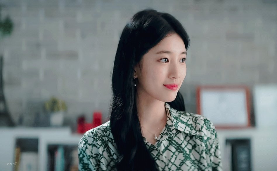 드라마 안나 감독판 (2022) EP03 PART 1 12GIFs & 15CAPs #수지 #SUZY #ANNA ▫️ https://suzyall.tistory.com/705Translate post
