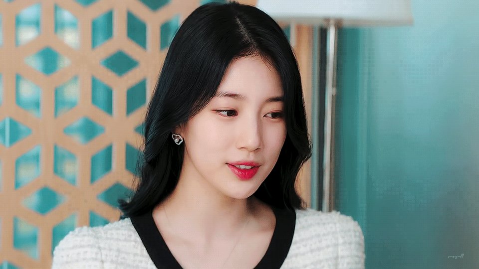 드라마 안나 감독판 (2022) EP03 PART 1 12GIFs & 15CAPs #수지 #SUZY #ANNA ▫️ https://suzyall.tistory.com/705Translate post