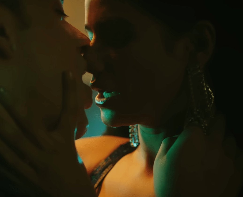 Poonam pandey scene