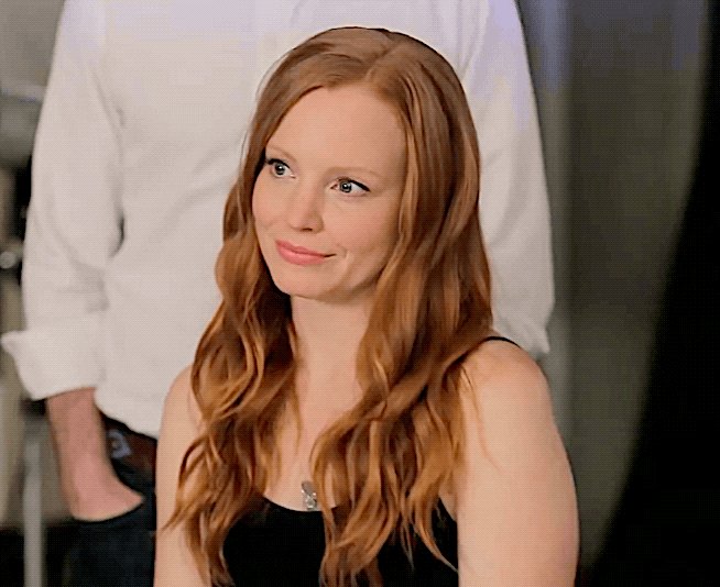Happy birthday to this queen! Lauren Ambrose, I love you so much       always 
