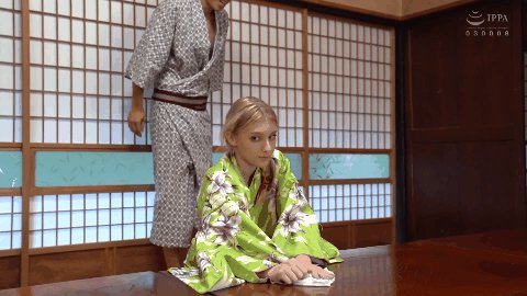 I&rsquo;m so cute 🥰 💖 https://t.co/OWZ72stQSm