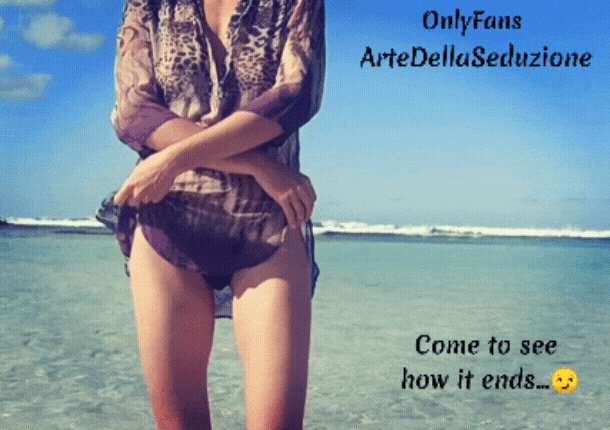 Intero book in spiaggia... Adoro farmi fotografare... E guardare, 😏  #italianiinviaggio #italiana #Paradise  https://t<a href="/tag/paradise"class="tags"><span>#paradise</span></a><a href="/tag/italiana"class="tags"><span>#italiana</span></a><a href="/tag/italianiinviaggio"class="tags"><span>#italianiinviaggio</span></a>